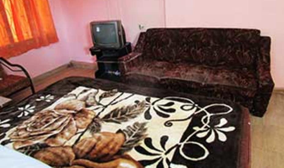 New Apsara Lodge Ongole Dış mekan fotoğraf